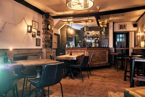 Pub/Lounge, The Brown's in Laugharne