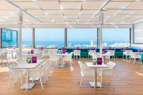 Food and beverages, Paradise Park Fun Lifestyle Hotel in Tenerife