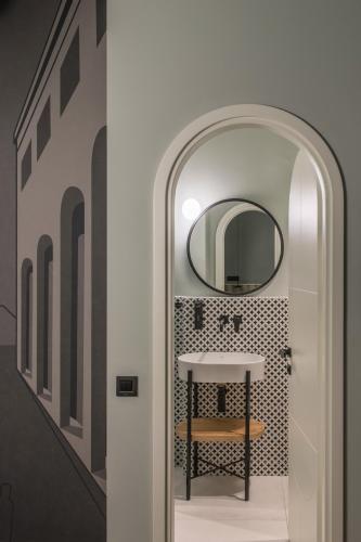 Domus Ariadne - image 6