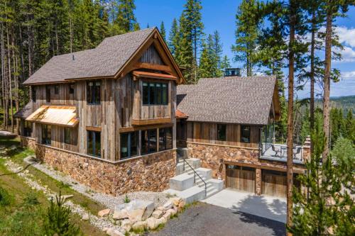 Custom Ski In Ski Out Luxury Chalet 239 - Hot Tub & Amazing Views - 500 Dollars Of FREE Activities & Equipment Rentals Daily in Winter Park, USA