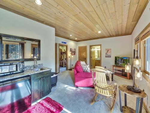 832 Mountain Cabin in Boyne Falls (Michigan)