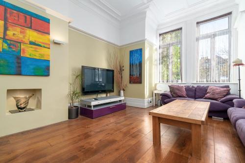 Guestready - Safe Haven Apartment W Private Garden, Swiss Cottage, London
