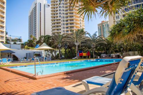 Yüzme havuzu, Chateau Beachside Resort in Gold Coast