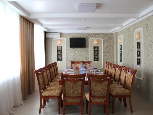 Centru de afaceri, Гостиница ИЛЕК in Aktobe