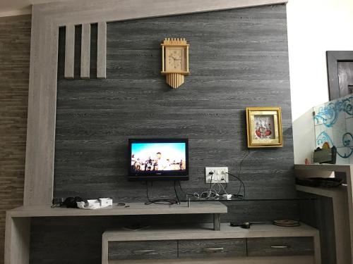 mountain villa paramount properties