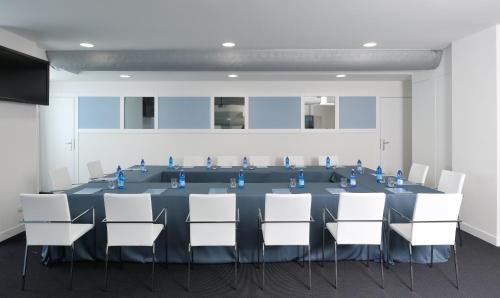 Hotel Caravel - image 9