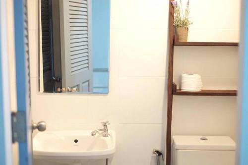 Well-appointed bathrooms