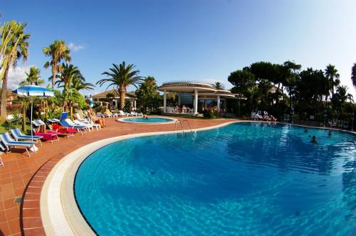 Hotel Residence Costa Azzurra - image 3