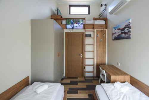 Hostel Atrijum - Accommodation - Kladovo