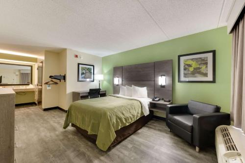 Quality Inn Airport - Southeast