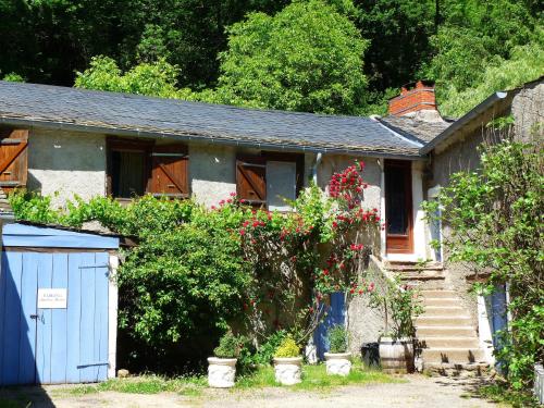 Gîte La Maison du Meunier - Location saisonnière - Montredon-Labessonnié