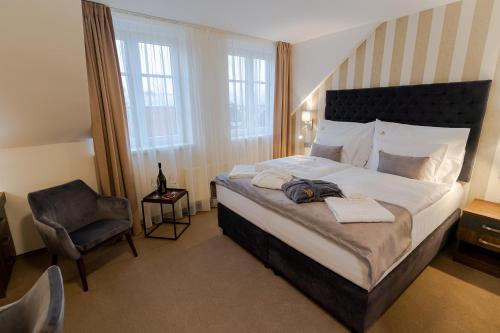 Superior Double or Twin Room image 2