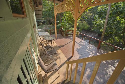 Cozycomo Chanthaburi in Khao Khitchakut