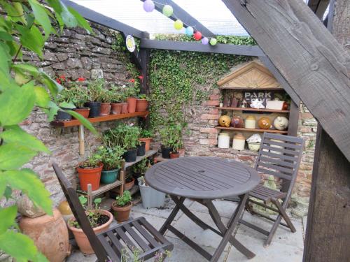 View, Little Orchard Apartment in Yate