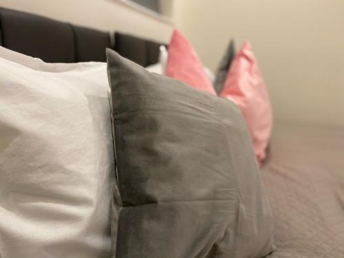 AMAZING 2 bed 2 bath PRIVATE Apartment