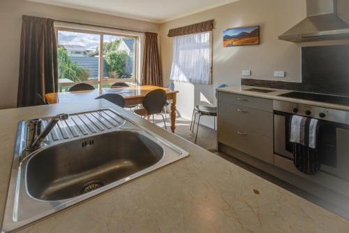 Konyha, Leigh Cottage Manapouri in Manapouri