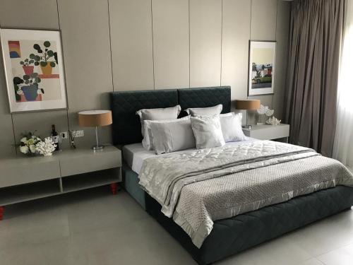 Superior Apartment image 1