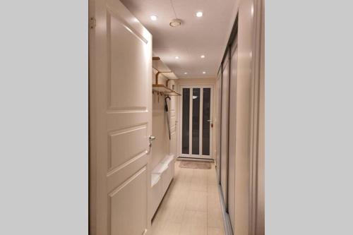 Cozy apartment with garden in 스카홀멘 / 쿤겐스 쿠르바