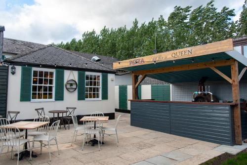 The Queen's Arms - image 11