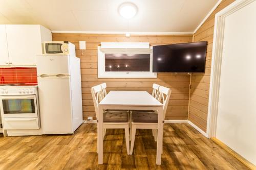 Sveastranda Camping - image 6