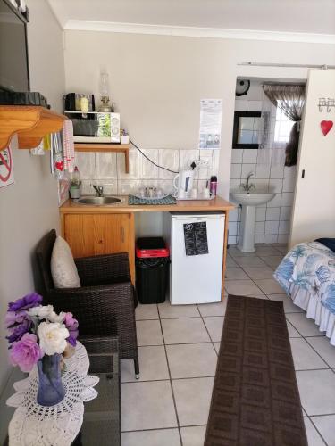 Two Palms Guesthouse