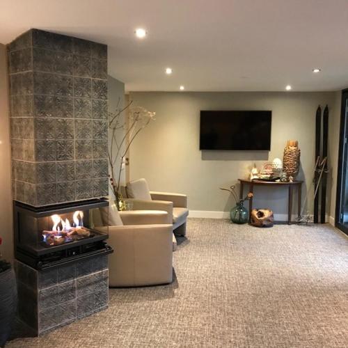 Shared lounge/TV area, Boutique Hotel en B&B De Zwammenberg in De Moer