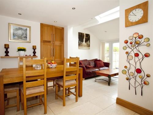 Rosa's Bed and Breakfast - image 7