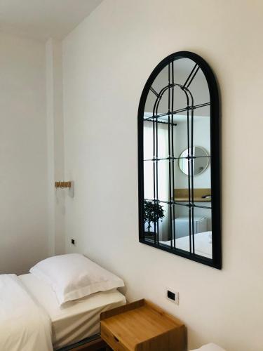 Double or Twin Room with Private Bathroom image 2