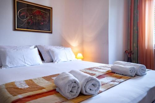 Apartments Lazaric