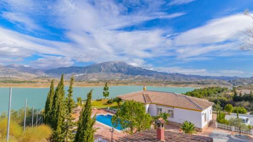 Casa Rocio y Paloma Vinuela by Ruralidays - Accommodation - Viñuela