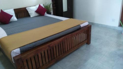 1 queen bed