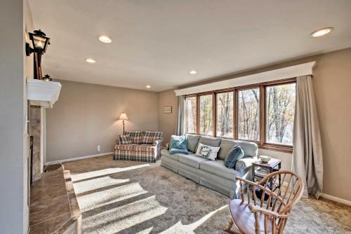 Lakefront Dayton Home with Great Views and Dock! - image 5