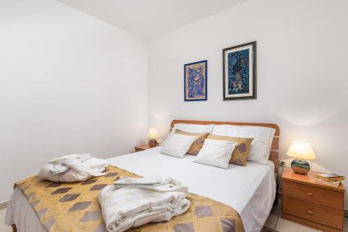 Apartment with Sea View image 9
