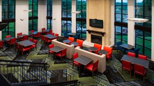 Holiday Inn Express Cincinnati West