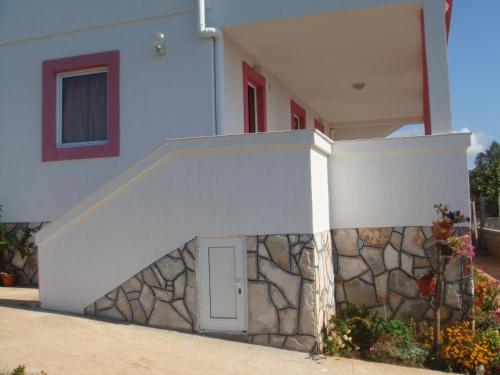 Apartments Trsteno - image 3