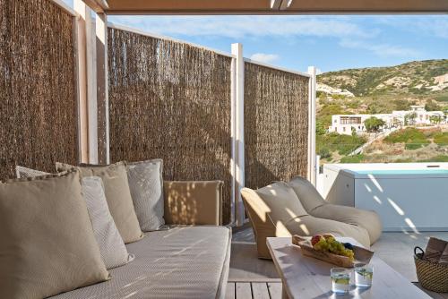 Volcano Luxury Suites Milos - image 2
