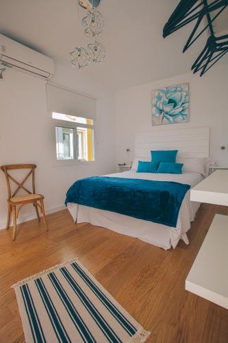 Deluxe Double Room image 10