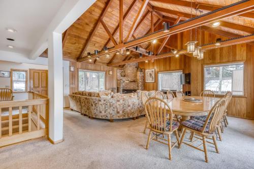Beaver Cove Lodge - image 4