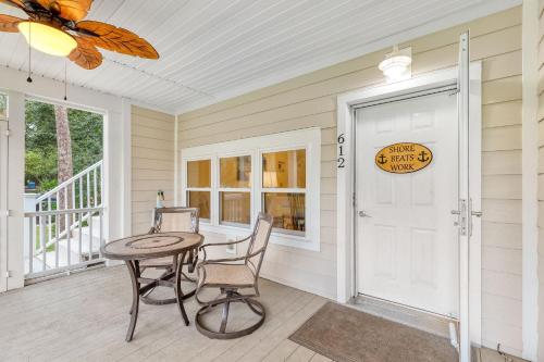 612 E Ashley - Shore Beats Work - 4 Bedrooms - image 2