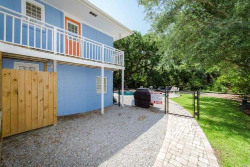 704 W Ashley - Blue Sky - Heated Swimming Pool - Across the Street from Ocean - image 4