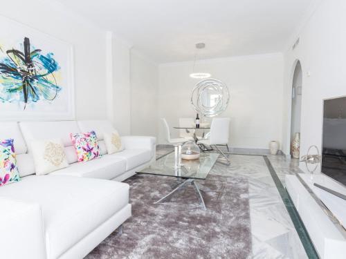  Splendid Apartment in Marbella with Swimming Pool in Marbella