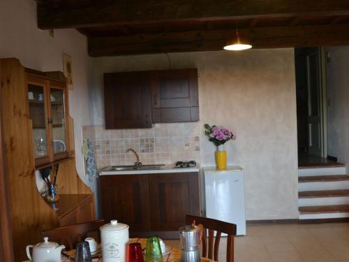 Welcoming Farmhouse in Monticiano with Garden - image 8