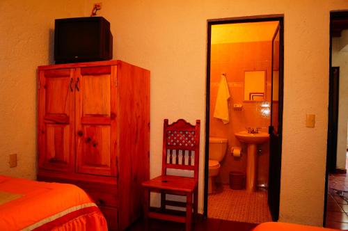 Hospedaje La Hoja - image 11