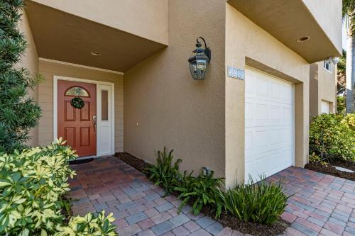 Siesta Avenida Townhome 5208 - image 2