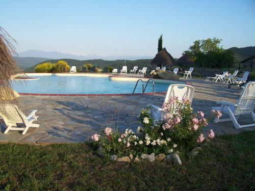 Lovely Farmhouse in Monticiano with Garden