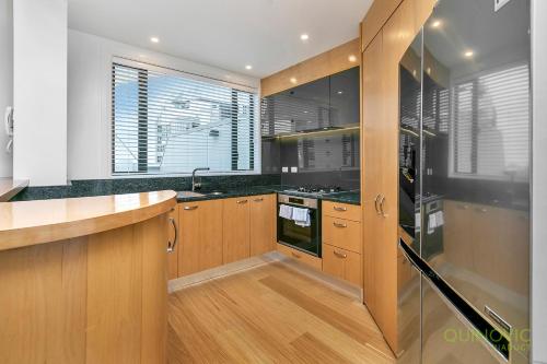 QV Huge Penthouse with Waterview & Parking - 919, Auckland (fotografie 9)