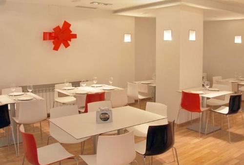 餐廳, 特雷法西奧酒店 (Hotel Trefacio) in 薩莫拉市中心