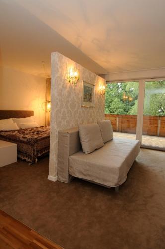 拉辰霍夫度假屋 (Larchenhof) in 阿福瑞茲埃姆西