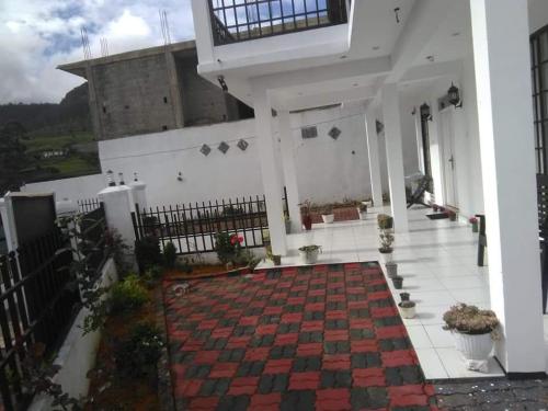Pedro white house Nuwara-eliya