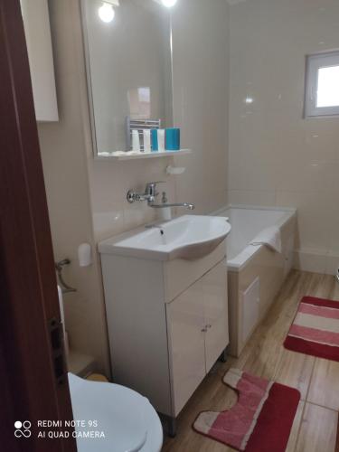 Apartment Farmec - image 7
